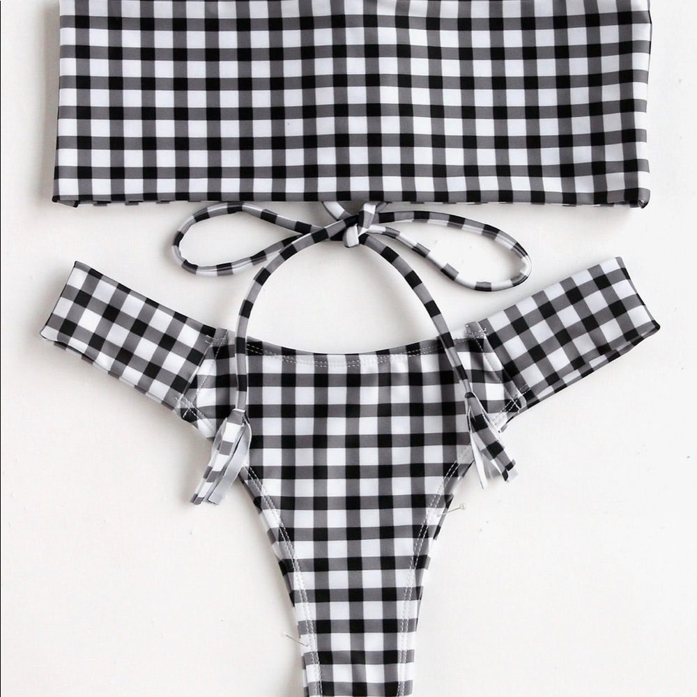 Checkered bikini - Picture 2 of 5